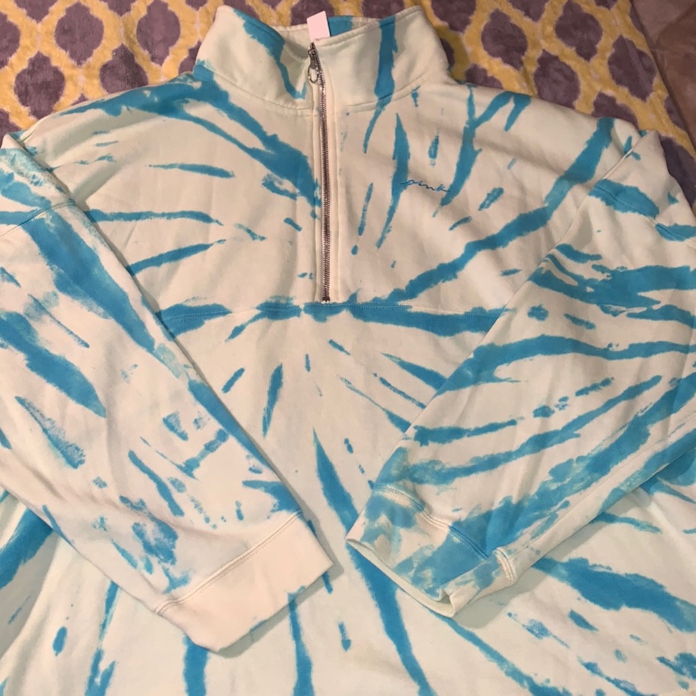 Varsity half zip